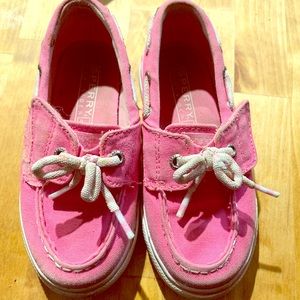 Size 8 Sperry’s